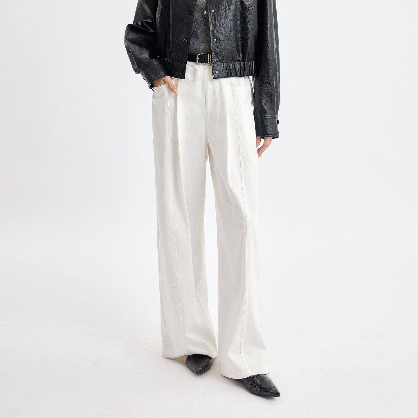 蜜澳白色高腰阔腿牛仔裤女2026春季褶皱宽松直筒垂感拖地裤