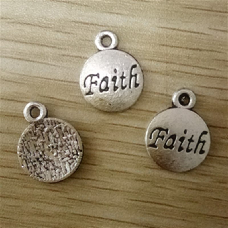 A0503字牌1000克/1389个/包0.72克12x16mm英文字母复古合金饰品坠