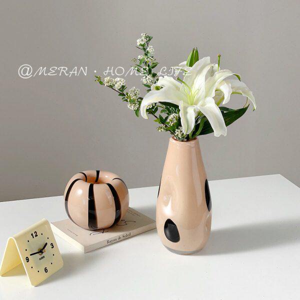 北欧中古风玻璃花器水养插花鲜花客厅桌面高级感琉璃艺术花瓶摆件