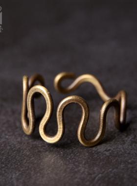 非鱼之家原创手工曲线黄铜丝戒指男复古简约气质女U士情侣森系首