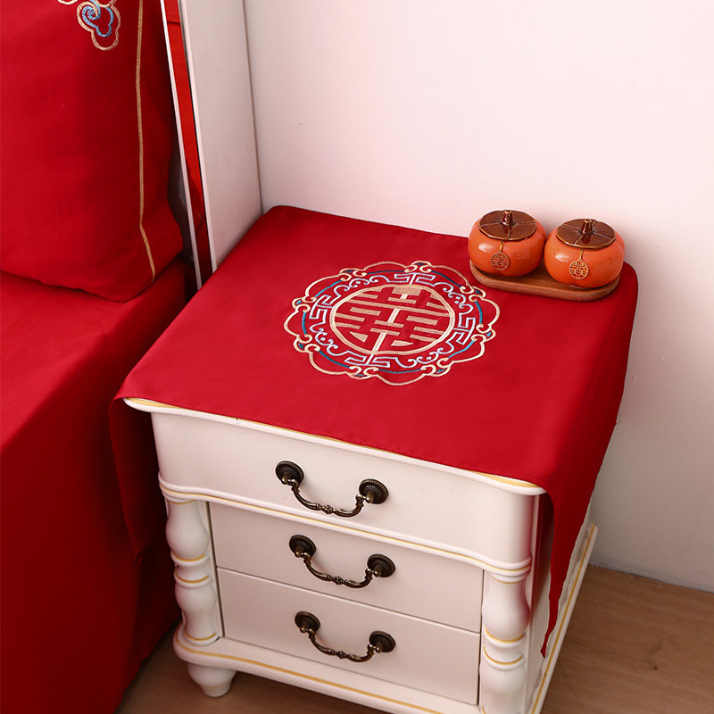 婚房布置床头柜i盖布结婚桌布红色订婚新中式喜字桌旗茶几餐桌桌