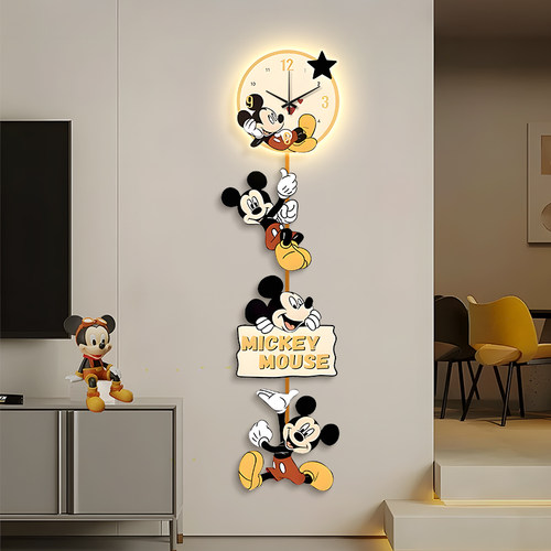 米奇钟表挂钟客厅2024新款电视背景墙挂画卡通玄关装饰画发光竖版