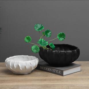 现约代创意简黑白陶瓷荷叶边YRE客果盘果碗家居面厅装饰桌收纳摆