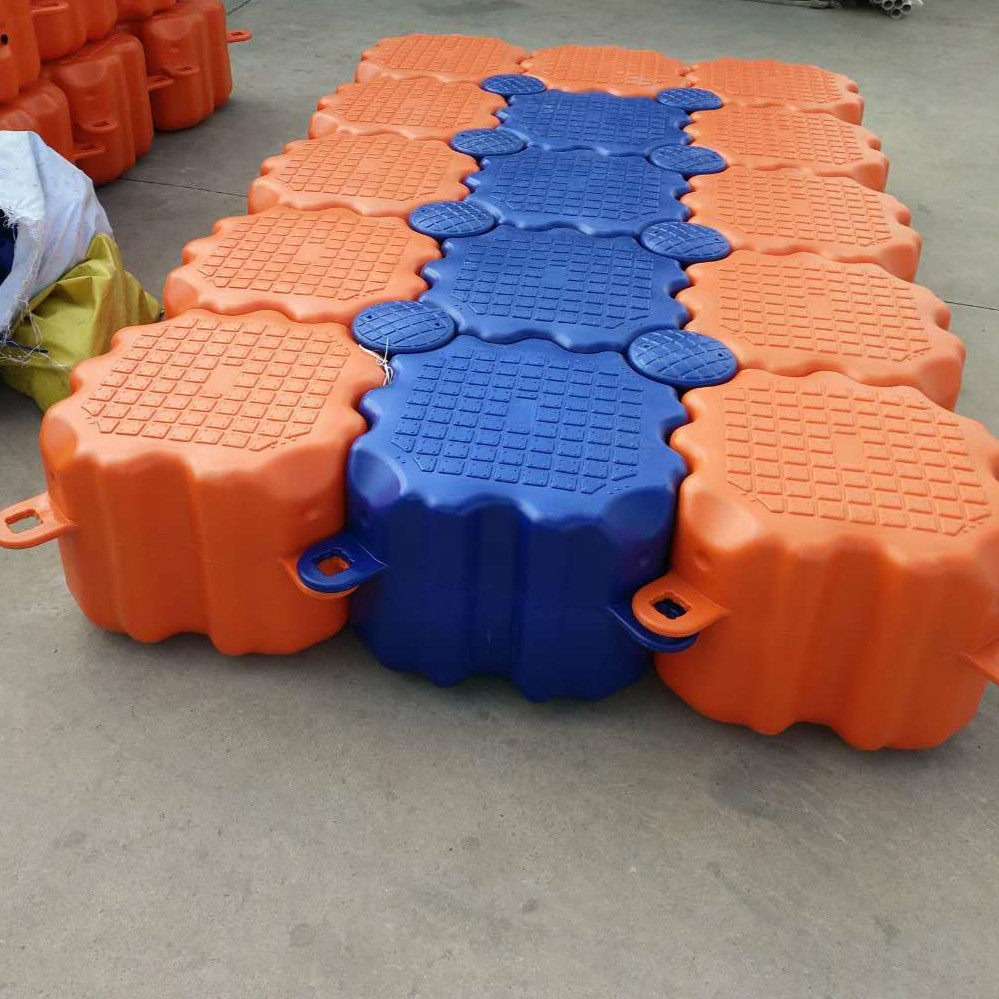 水上塑料浮筒水上养殖网箱搭建浮体平台水上乐园浮桥浮筒