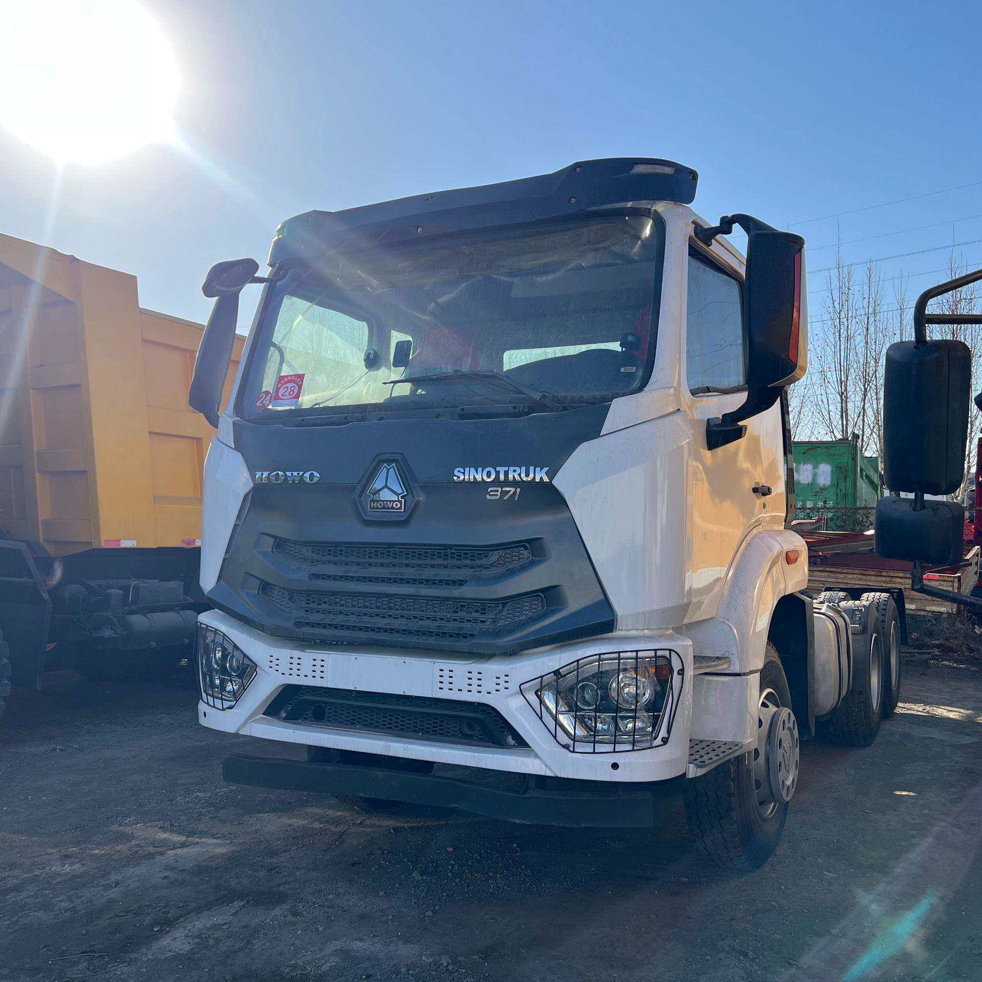 现车中国重豪瀚双驱汽牵引车371后大马力375八重型轮卡车燃油拖车