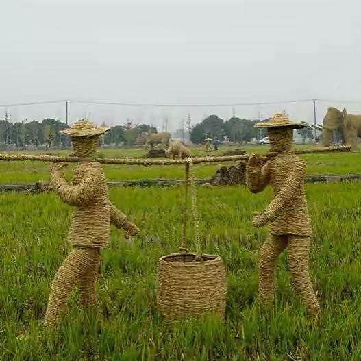 稻草工艺品动物造型摆件场景布置稻草编织景点草编艺术雕塑工艺品