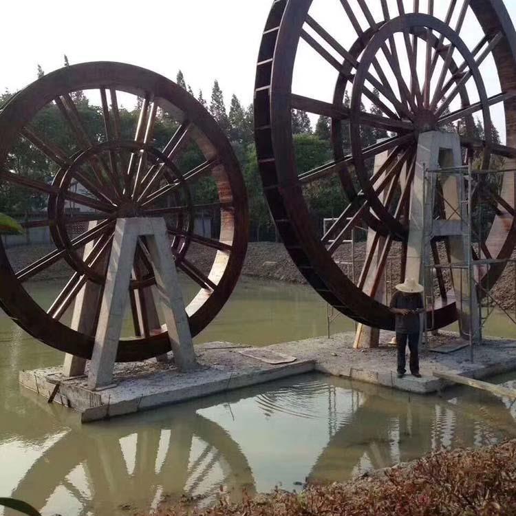 苏州工厂户外钢架结构景区小品欧洲防腐木电动荷兰风车模型