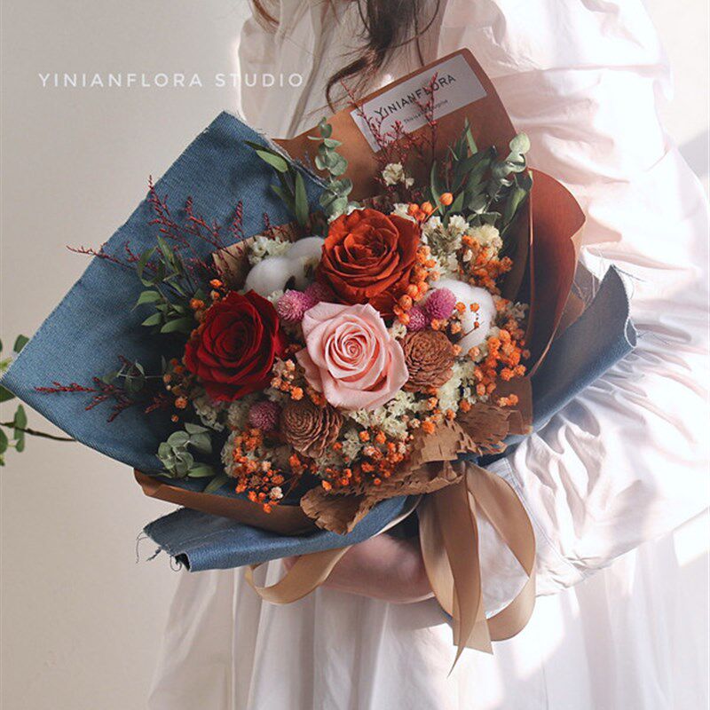 复古橘色系永生花玫瑰真花满天星干花毕业拍照花束3.8女神节礼物