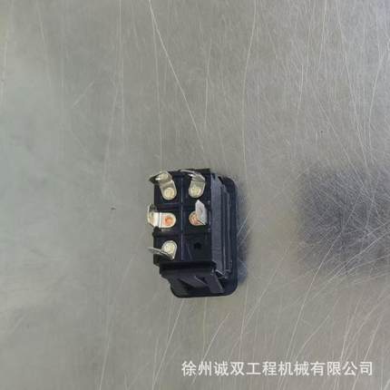 马S630S650S740S7KGO50S770机雨刮达开关7001709