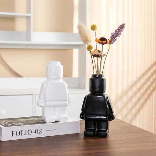 Nordic Style Home Decor Robot Vase Creative Resin Dried