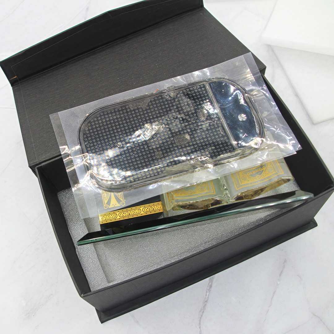 手捧首章水晶摆件汽车用品工艺品跨境货源 代发