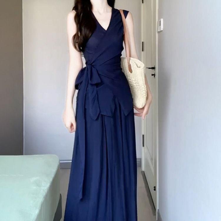 法式蓝色v领背心裙子女夏季2025新款收腰显瘦高级感无袖背心长裙