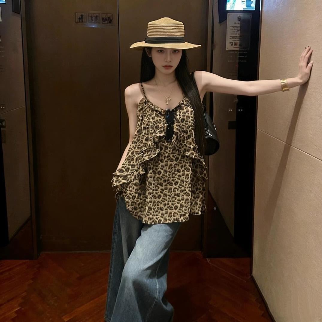 2026夏季新款韩系辣妹风豹纹雪纺吊带衫女荷叶边宽松显瘦遮肉上衣