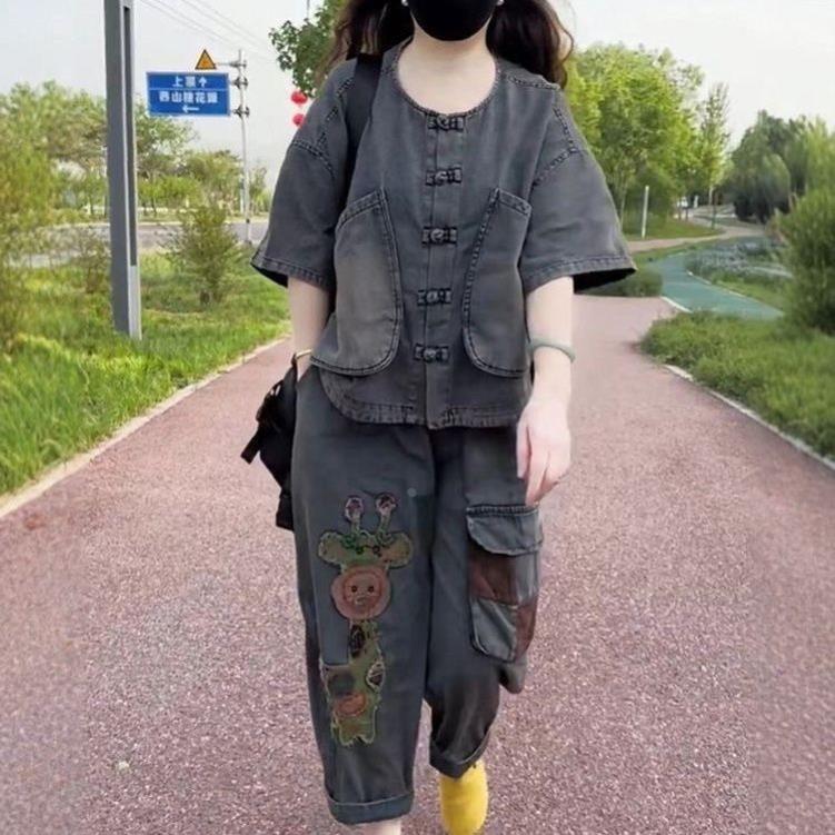 做旧新中式炒色贴布牛仔T恤套装大码贴布牛仔九分裤两件套女