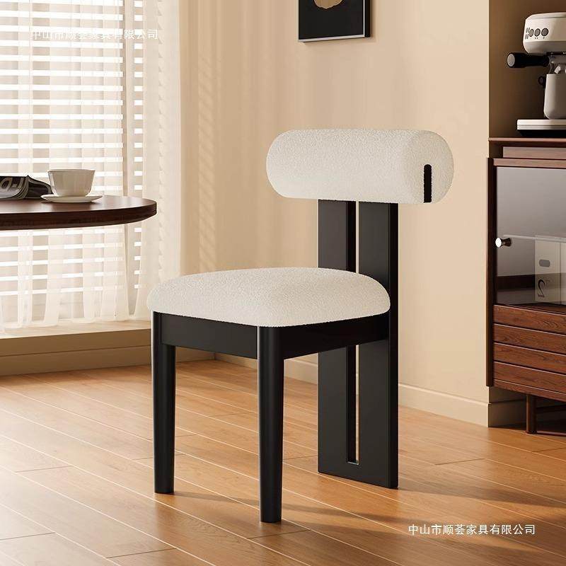 中古实木餐椅家用靠背椅子餐厅餐桌椅法式复古风设计师化妆河马椅,玩具/童车/益智/积木/模型,毛绒/玩偶/公仔/布艺类玩具,淘宝优惠券,粉丝福利购,淘宝优惠卷