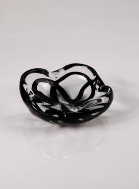 LCH简约面轻奢黑玻色璃烟灰缸样板间客厅房茶几装饰摆件台艺术品