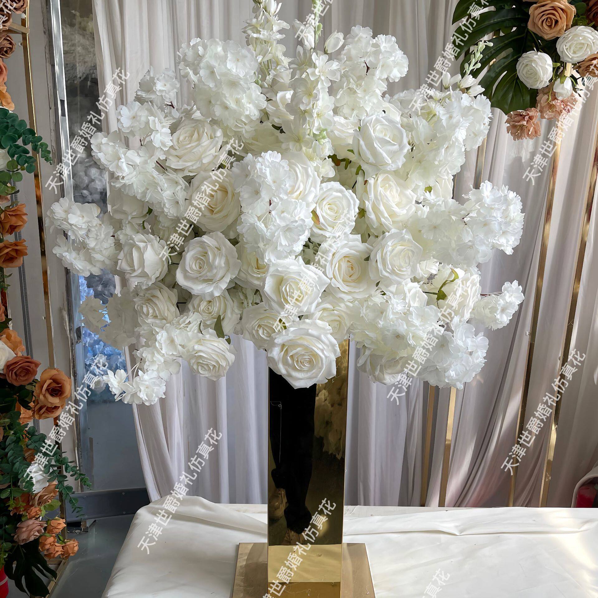 跨境爆品求婚布置手捧花仿真花绢花餐桌KTV白色50cm桌球