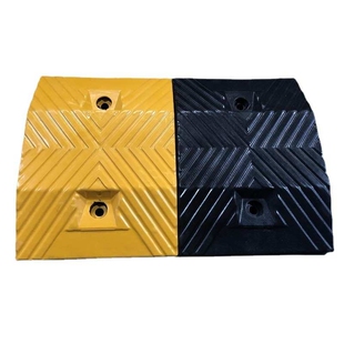 厂家供应 橡胶减速带 25CM减速龚保质2年道路减速带分道体 减速带