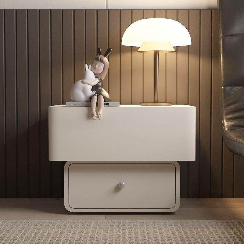 轻奢风简易意式实木卧室床头柜落地小型矮边柜现代极简网红床,玩具/童车/益智/积木/模型,毛绒/玩偶/公仔/布艺类玩具,淘宝优惠券,粉丝福利购,淘宝优惠卷