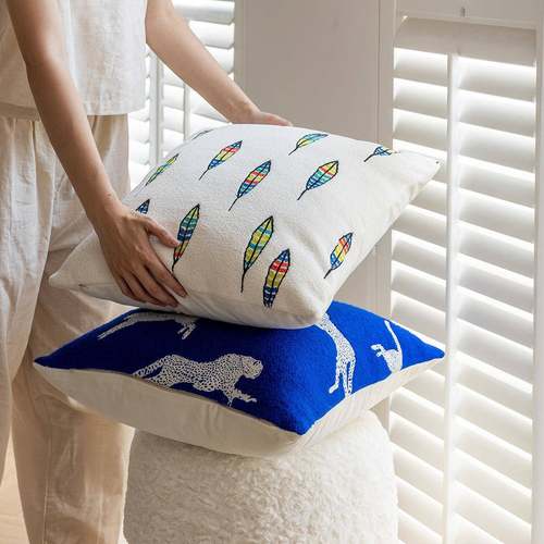 中古风刺绣沙发抱枕套轻奢法式客厅样板房装饰靠枕床头靠垫高级感