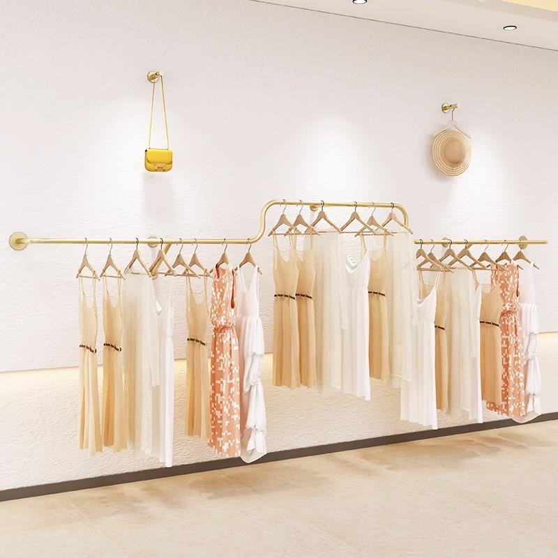 服装店展示架上墙壁挂式货架韩系女装店装修设计服装店衣架陈列架