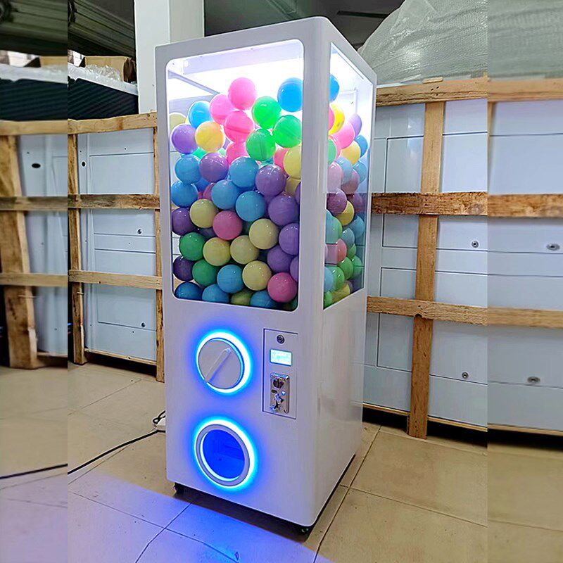 大型扭蛋机商用定制 超大巨型活动道具 户外投币礼品机扫码出扭蛋