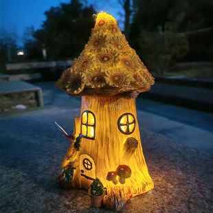 庭院太阳能树屋小夜灯阳台装饰户外花园别墅树脂摆饰夜晚自动亮灯