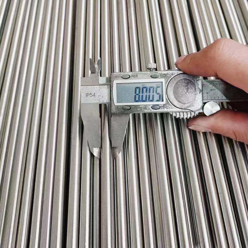 供应小口径厚壁冷轧精密管20#45#精密光亮无缝钢管