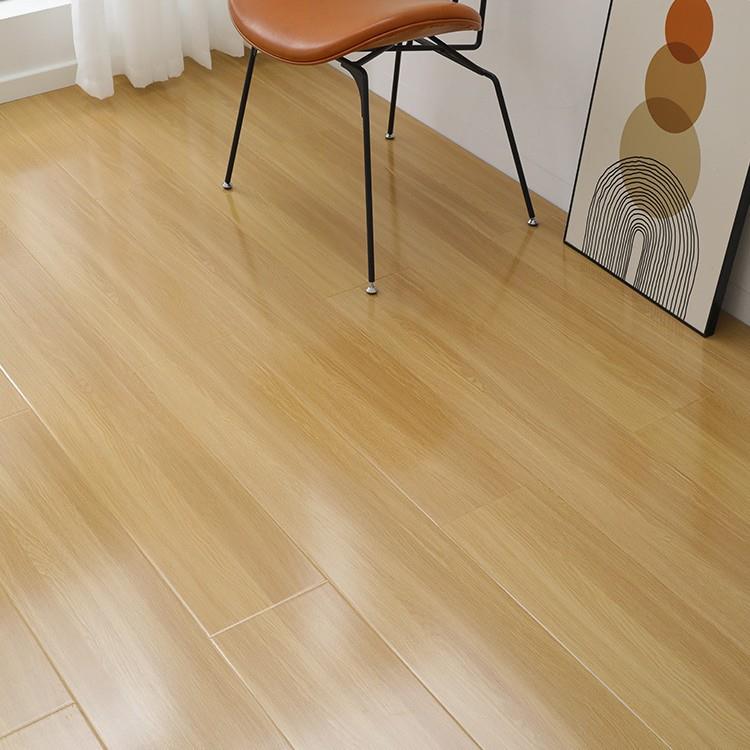 亮面强化复合木地板家用耐磨防水客厅办公室地板防水厂家直销12mm