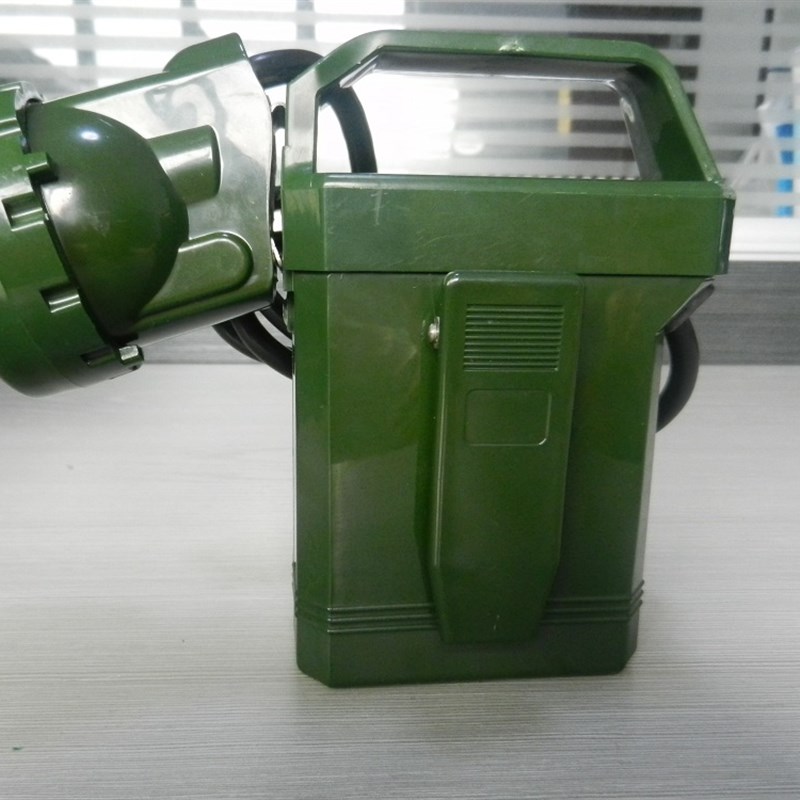 同款华荣BAD303便携强光应急工作灯IW5100GF手提式防爆探照灯充电