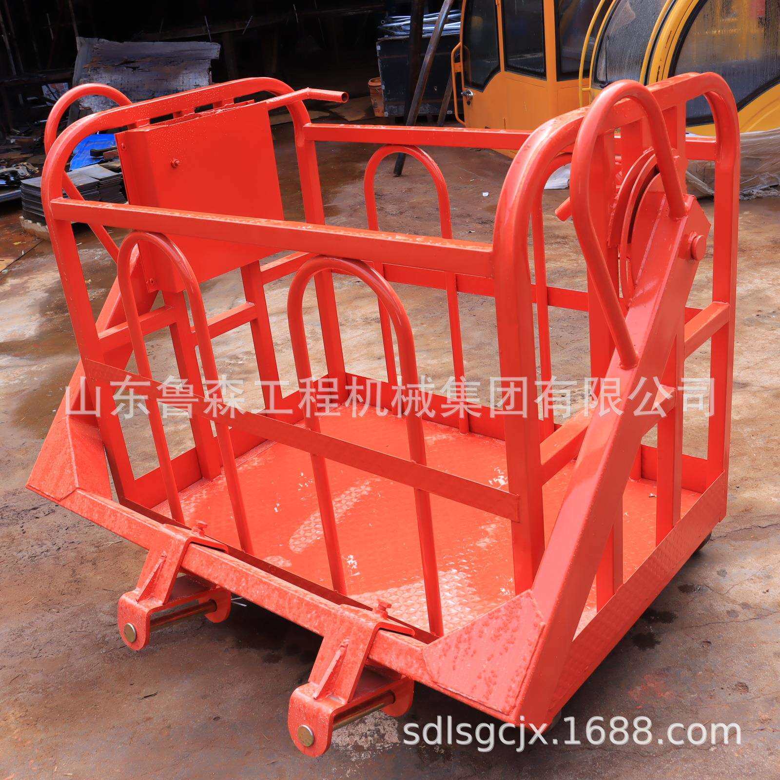 成都直供 1.2米型号吊篮吊车 路灯吊篮 高空作业随车吊吊篮
