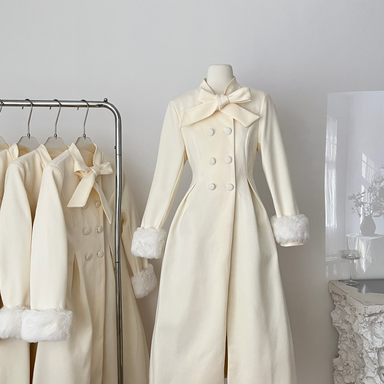 一颗甜桃yikett昭和千金秋冬新款大衣外套女中长款收腰显瘦