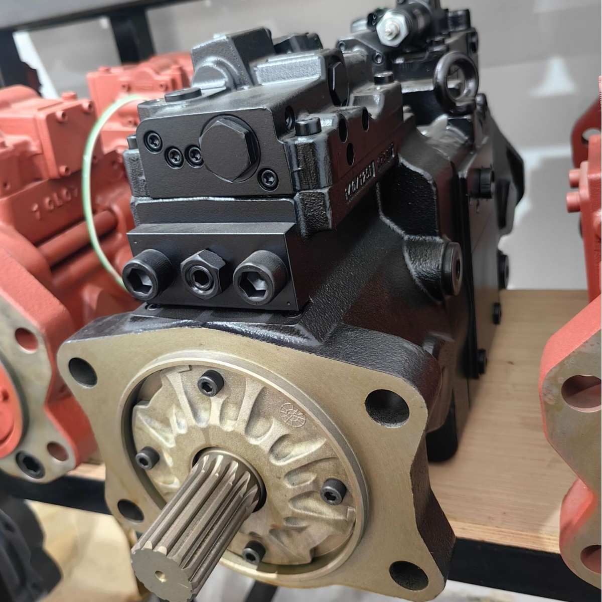 三一195/205/235-8-9C-10挖掘机液压泵总成K3V112DTP主泵大泵配件