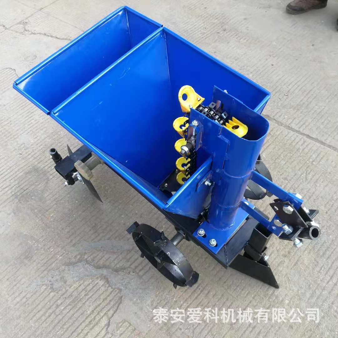 单行起垄土豆播种机薯类种植机长期供应手扶车带种红薯机器