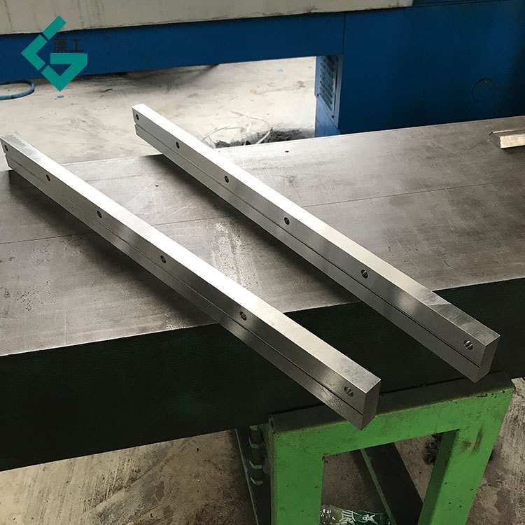 溧工滑动式机床导轨高精度方形机械导轨异形油压机硬轨直供高强度