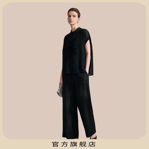 商务石墨黑盘花茧型宽松立领T恤