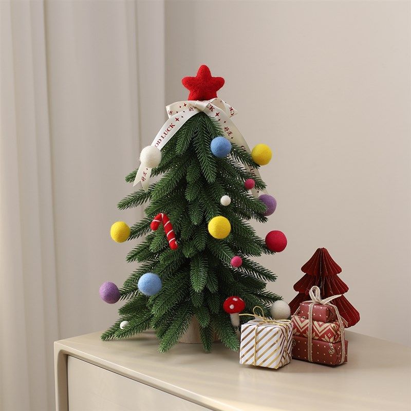 2024新款圣诞树家用迷你小型桌面摆件圣诞节氛围布景新年装饰摆设