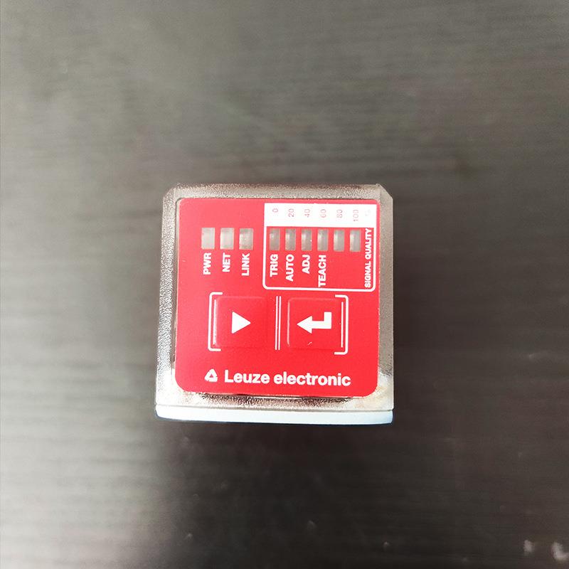 现货Leuze/劳易测DCR 202i FIX-M1-102-R3固定式2D条码阅读器识别