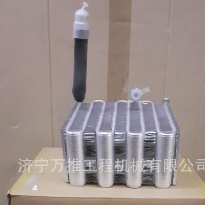 推土机D65E-12蒸发器芯ND447600-6200蒸发箱