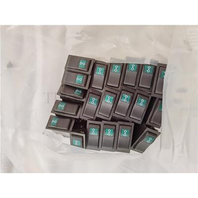 特雷克斯配件，TEREX part 15272141左门开关