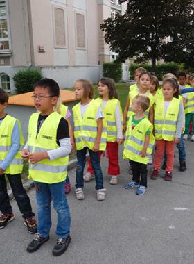 EN17353认证儿童反光背心交通安全马甲达欧标EN50小学生反光衣