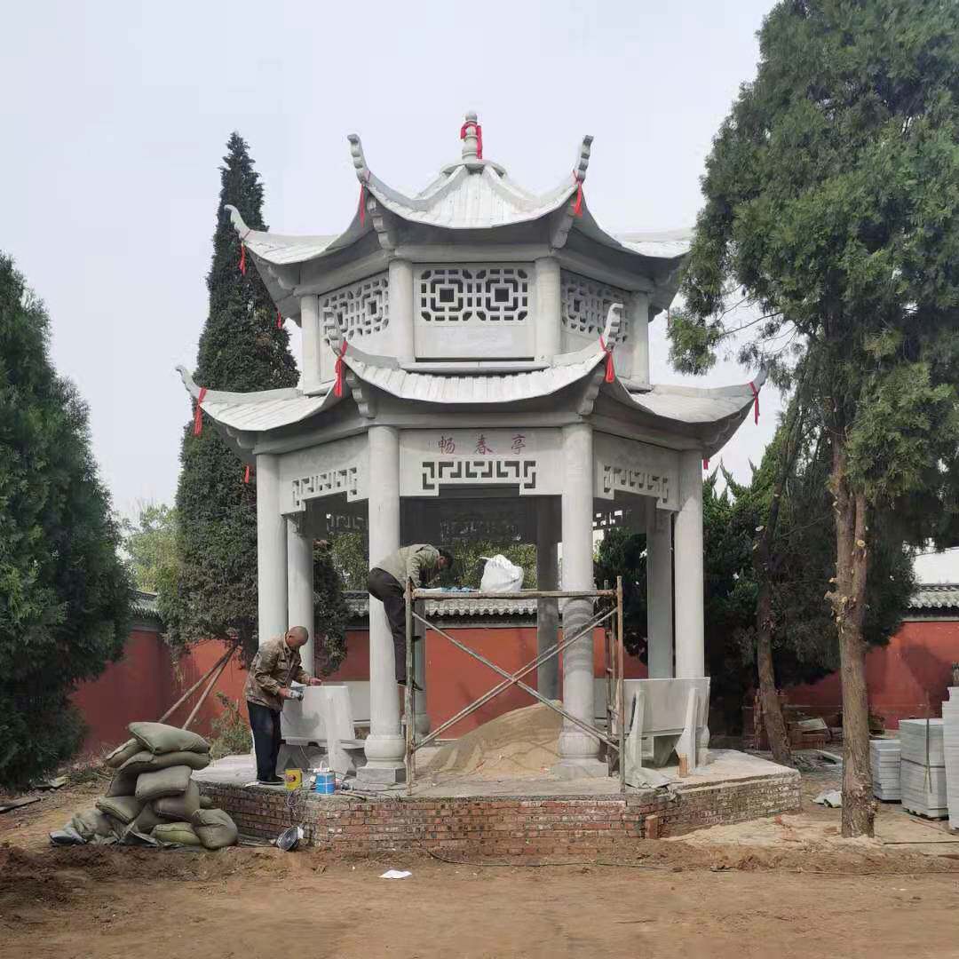 石雕凉亭一般以花岗岩青石为原材料多用于各种休息场所是一种标志