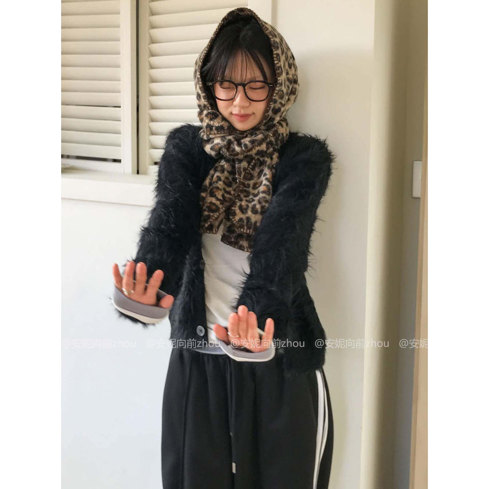 高级感豹纹羊毛卷双面围巾女秋冬保暖网红酷辣围脖覆古加厚大披肩