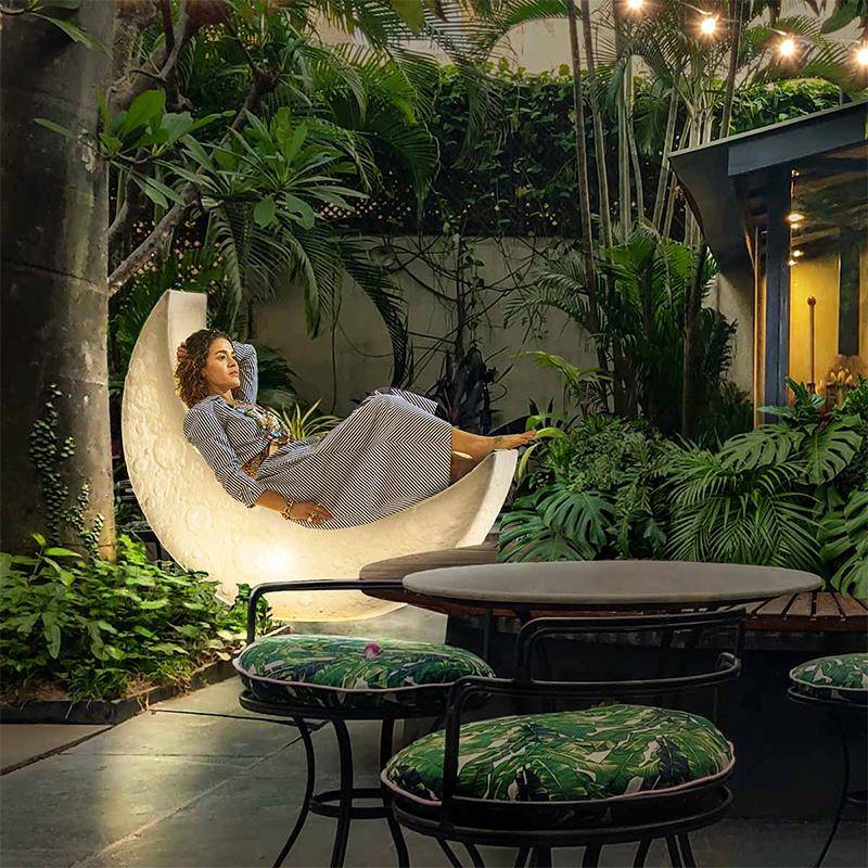 太阳能户外月牙灯月亮躺椅灯草坪落地灯别墅庭院花园露台网红造景