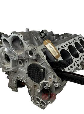 适用奔驰204205156177C63AMG中缸缸体1770100303