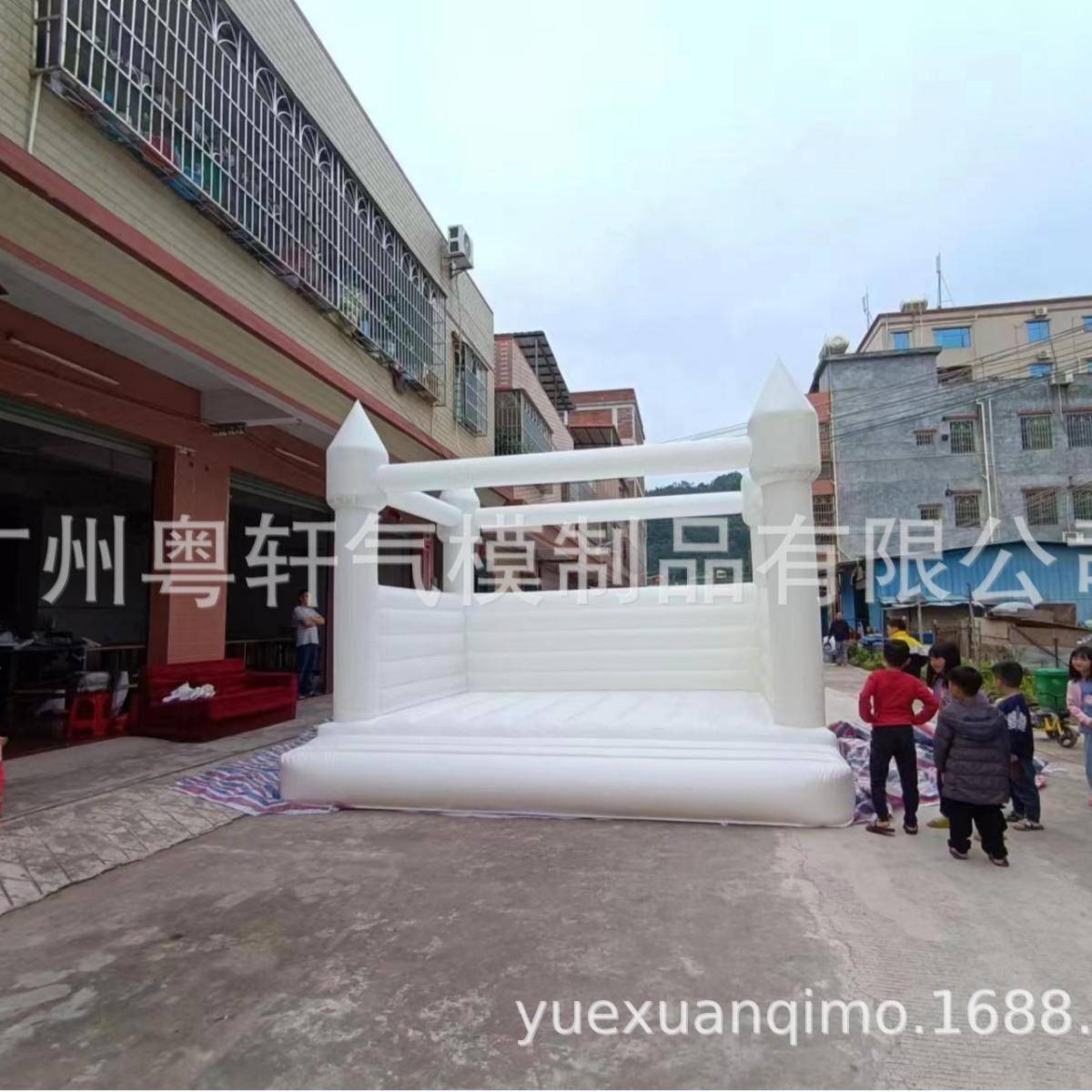 白色充气床外贸出口欧美风婚礼跳床玩具气模游乐场所设备