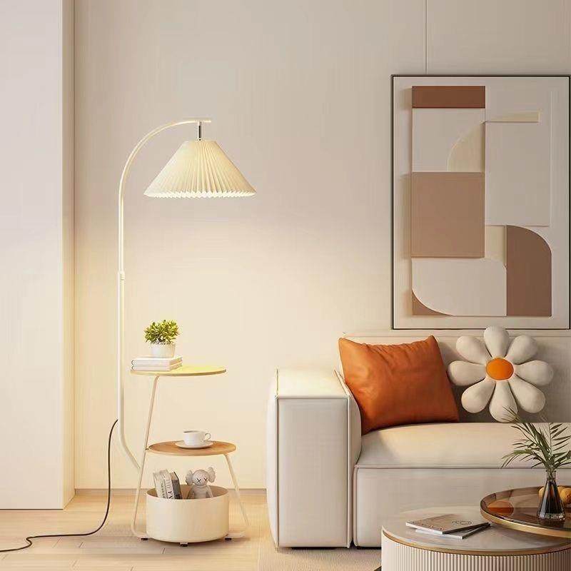 奶油风落地灯北欧客厅中古风沙发卧室床头柜一体简约高级立式台灯