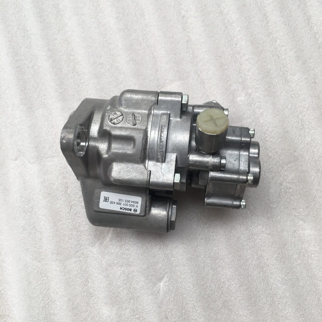 适用于克拉斯950发动机柴油泵青贮机克拉斯发动机配件及维修