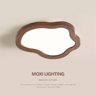 中古卧室吸顶灯复古胡桃木色儿童房简约温馨入户门厅灯现代灯具