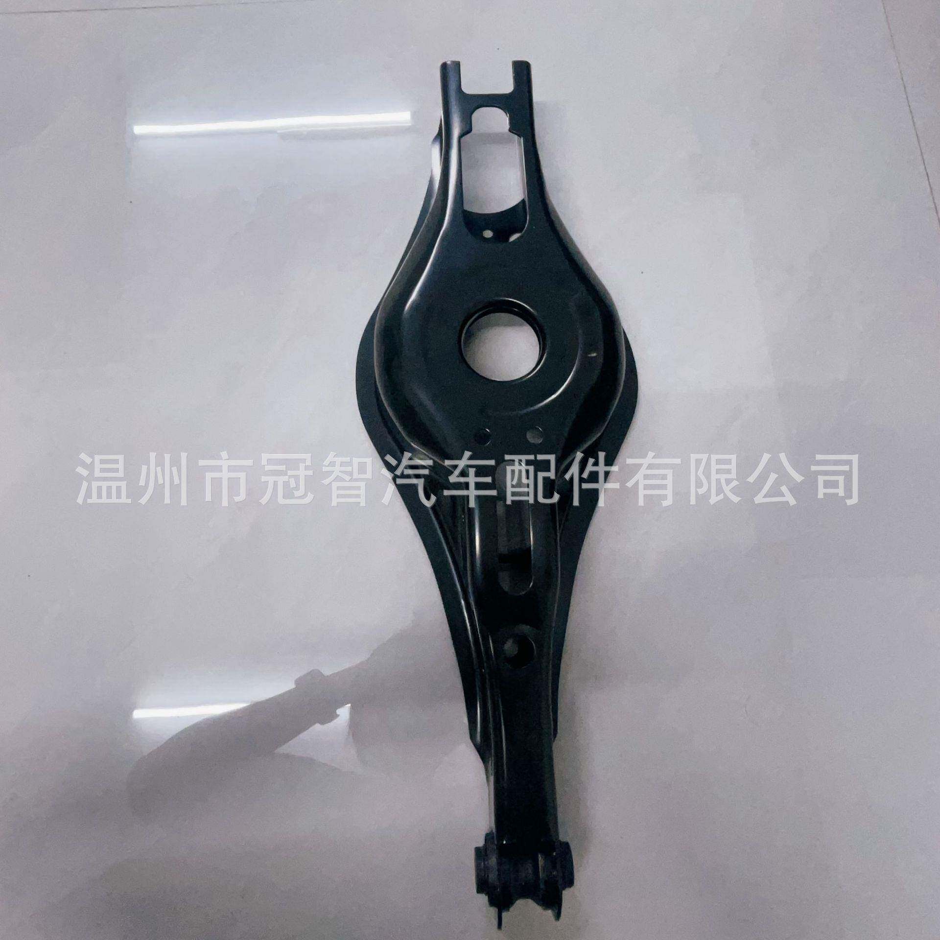 适用于19款RAV4后托臂48730-0R05048730-0R060